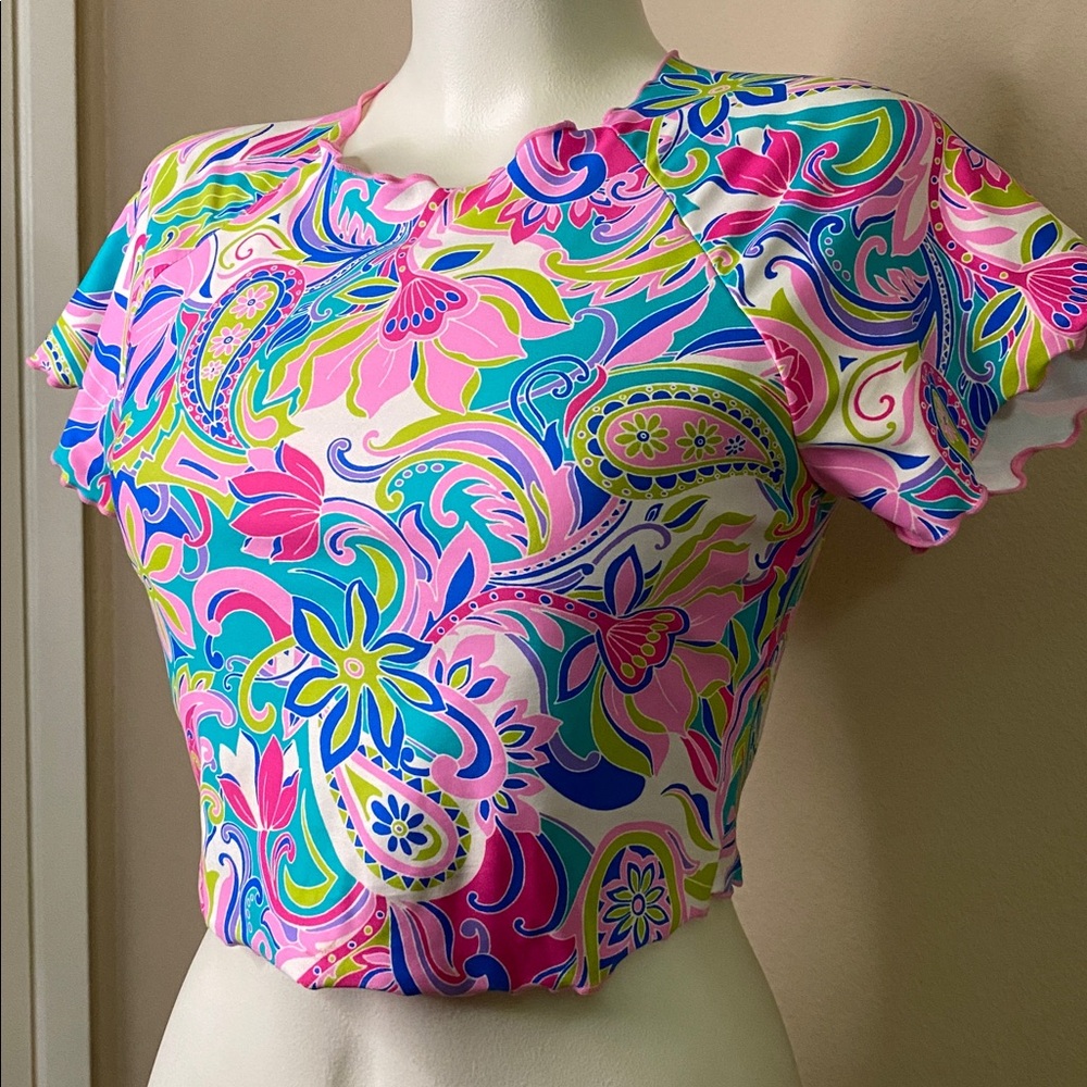No Boundaries Pink Multicolor flower Design Crop top with lined shelf bra 💖 S - Picture 2 of 7